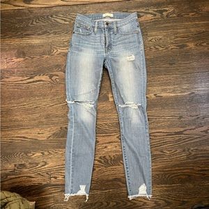Madewell 9” High Rise Skinny Jeans: Raw-Hem, Size 26, Distressed Denim
